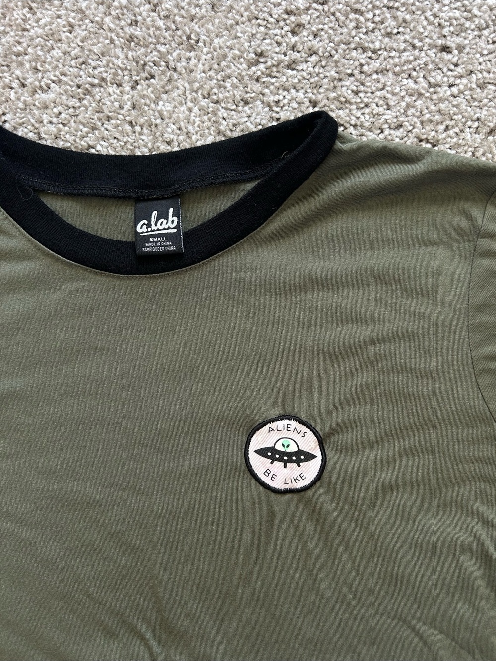 alien patch ringer tee - Picture 2 of 10